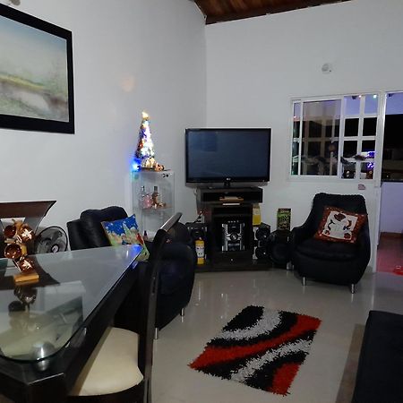 Apartamento De Lujo San Gil Εξωτερικό φωτογραφία
